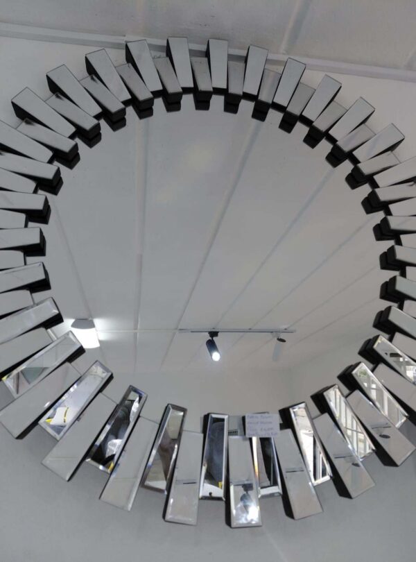 SILVER ROUND MIRROR