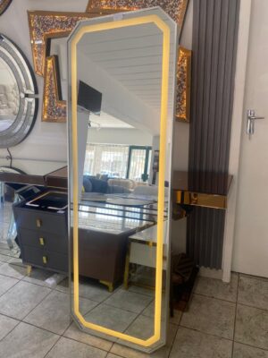 SILVER FREE-STANDING SILVER LED MIRROR